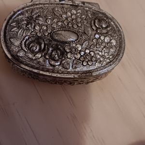 Vintage silver plated trinket box.